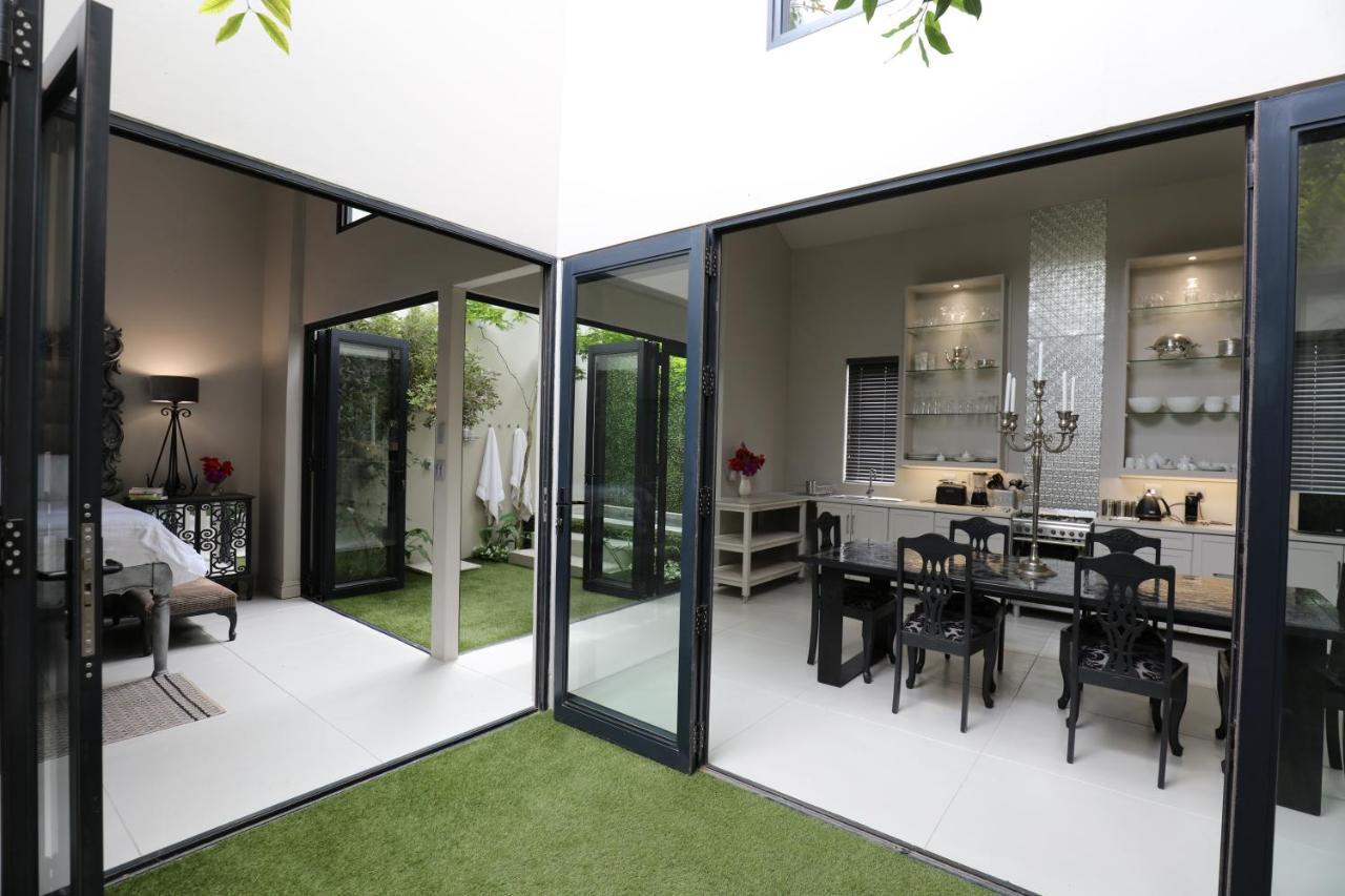 Another World - Montagu Exterior foto